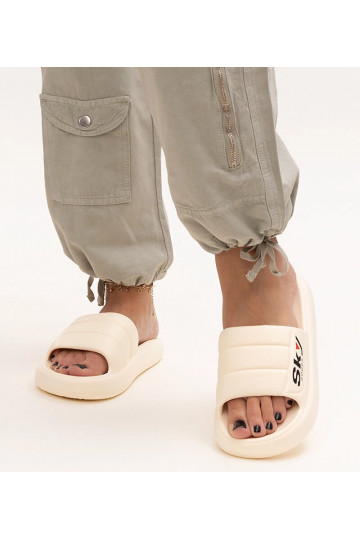 Beige Schaum-Sandalen Ciarsa