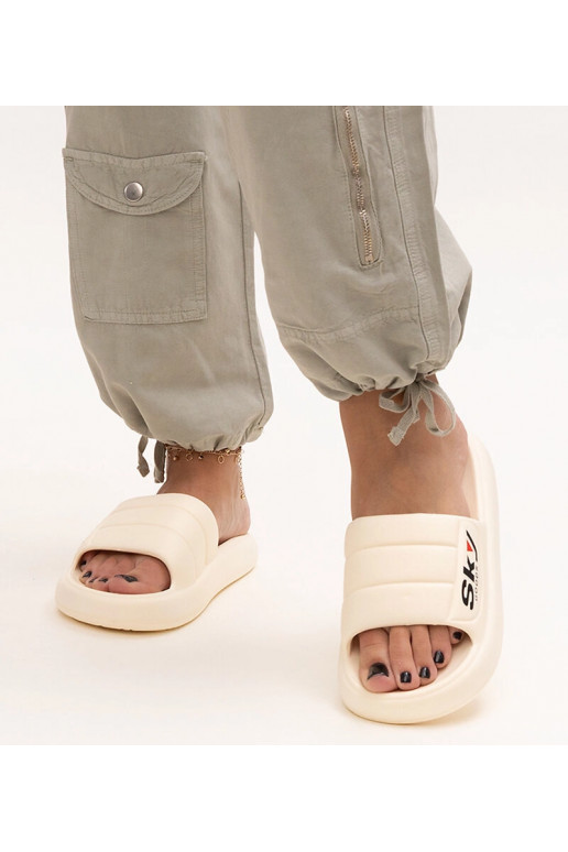 Beige Schaum-Sandalen Ciarsa