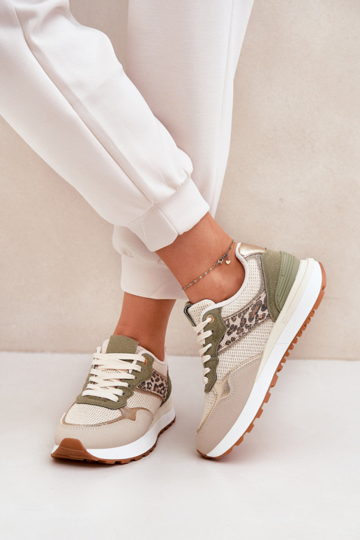 Turnschuhe Feminin und Schriften mit einer Plattform grüne Farbe Davinara Turnschuhe Feminin und Schriften mit einer Plattform grüne Farbe Davinara