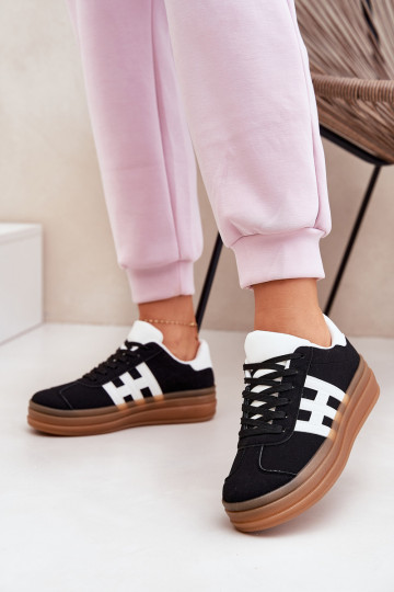 Sneakers Stilvollllschuhe Feminin mit einer Plattform schZuarze Farbe Syliyana