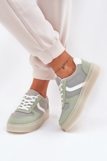 Niedrig Sneakers Stilvollllschuhe Feminin mit einer Plattform grüne Farbe Telmira