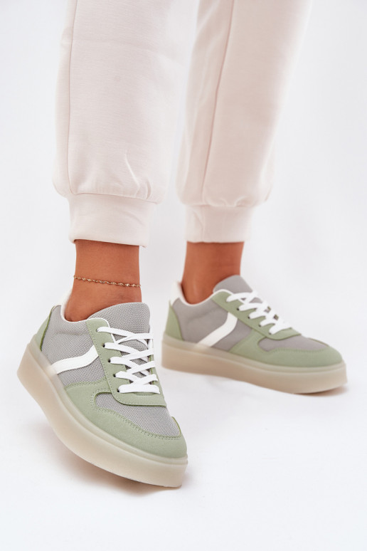 Niedrig Sneakers Stilvollllschuhe Feminin mit einer Plattform grüne Farbe Telmira