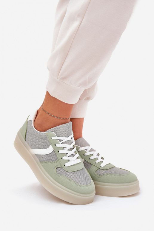 Niedrig Sneakers Stilvollllschuhe Feminin mit einer Plattform grüne Farbe Telmira