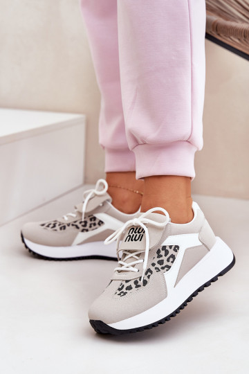 Turnschuhe Sneakers Stilvollllschuhe Feminin mit einer Plattform mit Leopardenfellmuster INeiß-Beige Pumbes