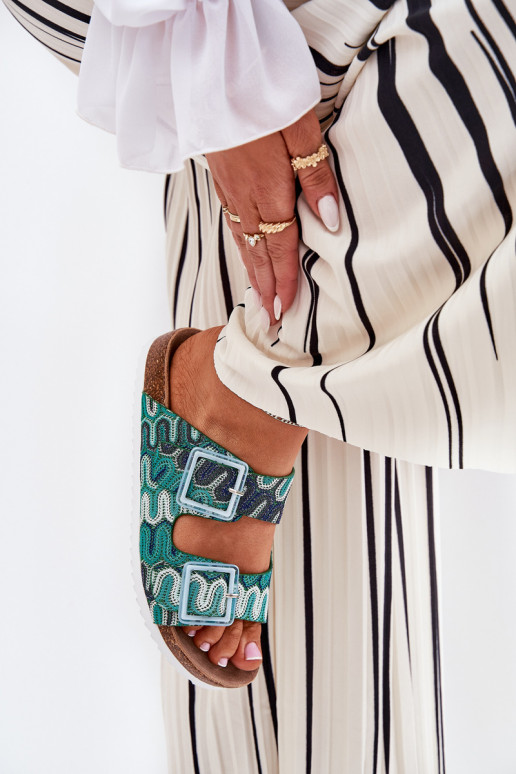 Damenhausschuhe mit Schnallen Und Glitzer S.Barski RB51-006 grüne Farbe Damenhausschuhe mit Schnallen Und Glitzer S.Barski RB51-006 grüne Farbe