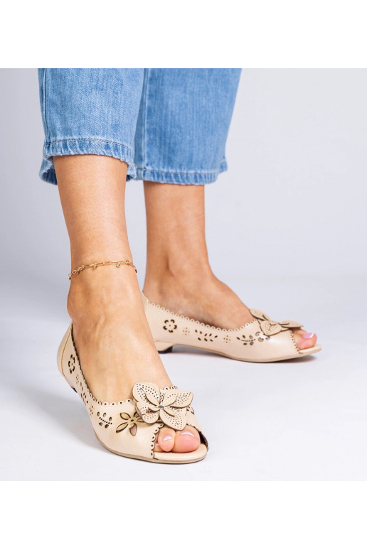 Beige durchbrochene Ballerinas mit...