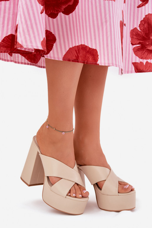 Damenhausschuhe mit einer Plattform I Aufzeichnen Beige Lenobos