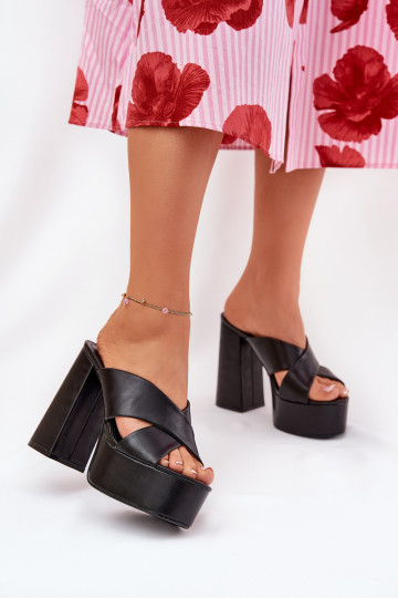 Damen Pantoletten mit Plattform in Schwarz Lenobos 2