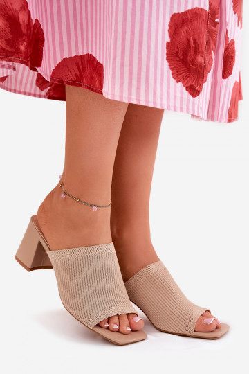 Damenhausschuhe mit Absätzen Typu Słupek Beige INenilan