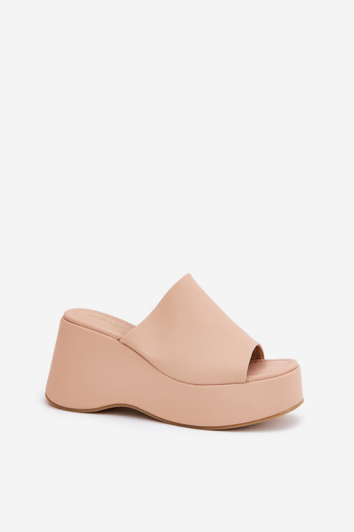 Eko Lederhausschuhe Feminin mit einer Plattform I Koturnie Beige Kisoffi Eko Lederhausschuhe Feminin mit einer Plattform I Koturnie Beige Kisoffi