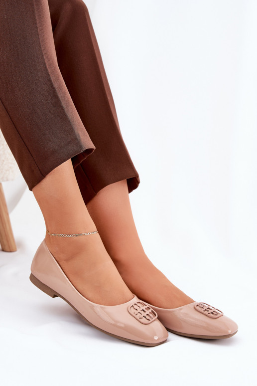 mit Lackeffekt Eleganter Stil Ballerinas Feminin Mit Dekorationen Detalem Vinceza 17377 Beige mit Lackeffekt Eleganter Stil Ballerinas Feminin Mit Dekorationen Detalem Vinceza 17377 Beige