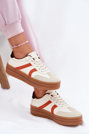 Sportliche Schuhe mit Plateau in Sandfarbe