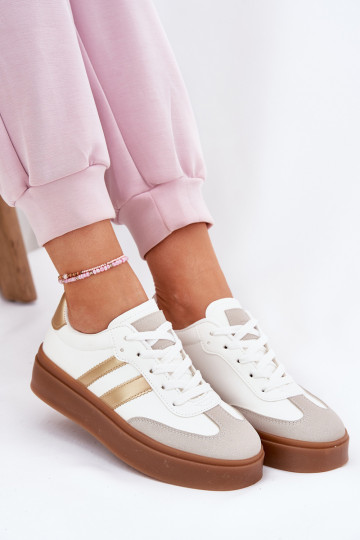 Sneakers Stilvollllschuhe Feminin mit einer Plattform aus Öko-Leder INeiß-goldene Farbe Elaraven