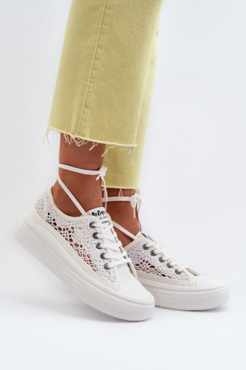 mit Spitzenmotiven Freizeitschuhe Lee Cooper LCIN-23-44-1617 Zueiße Farbe 2