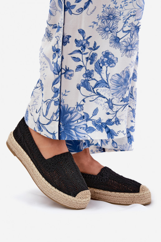 Espadrilles mit einer Plattform Vinceza 17392 schZuarze Farbe