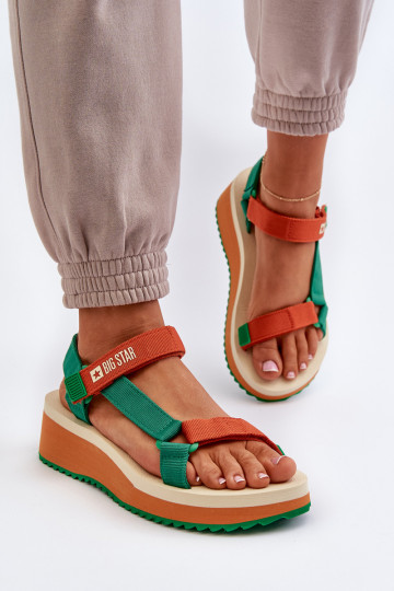 Damensandalen mit einer Plattform I Koturnie Big Star NN274A053 Grün-orange Farbe 2