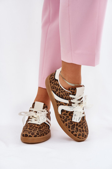 Niedrige Sneaker-Modelle für Damen mit Schnürsenkeln und Leopardenfell-Muster in brauner Zielle