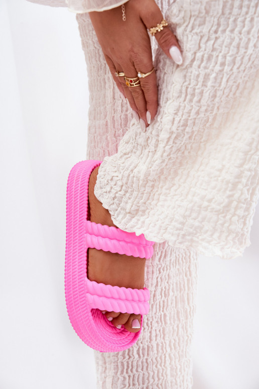 Leichte Hausschuhe  Damenhausschuhe mit einer Plattform S.Barski ZK51-001 pinke Farbe Leichte Hausschuhe  Damenhausschuhe mit einer Plattform S.Barski ZK51-001 pinke Farbe