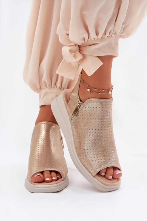 Damensandalen Auf einem Keil goldene Farbe Mevinette Damensandalen Auf einem Keil goldene Farbe Mevinette