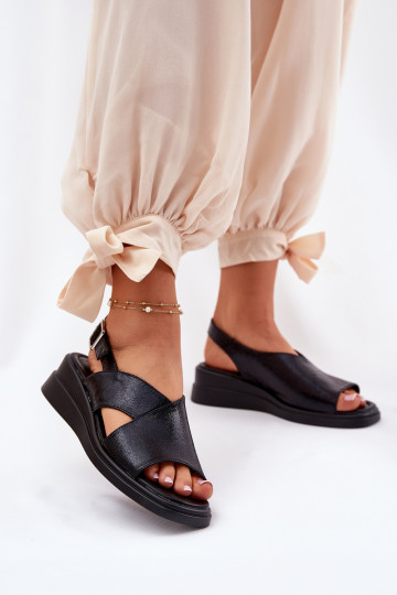 Lackierte Sandalen für Damen Auf einem Keil aus Öko-Leder schZuarze Farbe Quilara 2