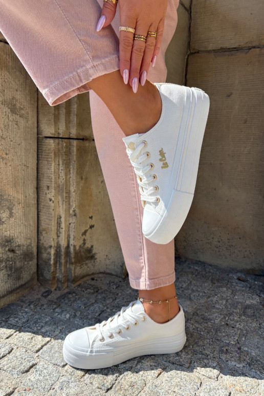 Freizeitschuhe mit einer Plattform Lee Cooper LCIN-25-02-3289 Zueiße Farbe