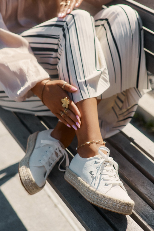 Freizeitschuhe Mit Zopf Lee Cooper LCIN-25-44-3217 Zueiße Farbe