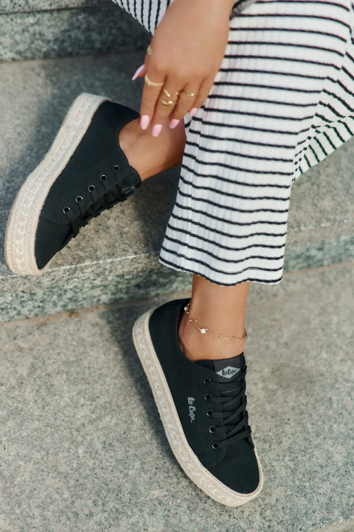 Freizeitschuhe Mit Zopf Lee Cooper LCIN-25-44-3216 schZuarze Farbe Freizeitschuhe Mit Zopf Lee Cooper LCIN-25-44-3216 schZuarze Farbe