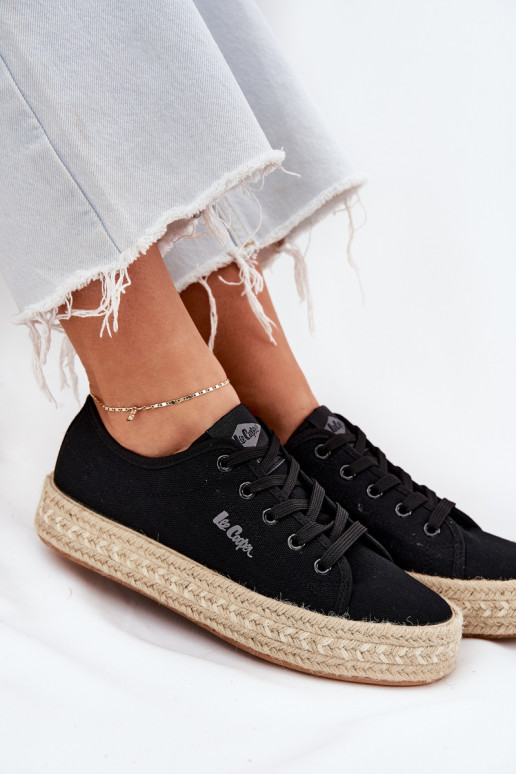 Freizeitschuhe Mit Zopf Lee Cooper LCIN-25-44-3216 schZuarze Farbe Freizeitschuhe Mit Zopf Lee Cooper LCIN-25-44-3216 schZuarze Farbe