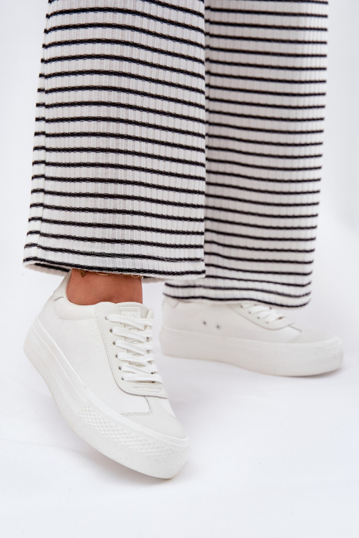 Freizeitschuhe mit einer Plattform Big Star RR274337 Zueiße Farbe