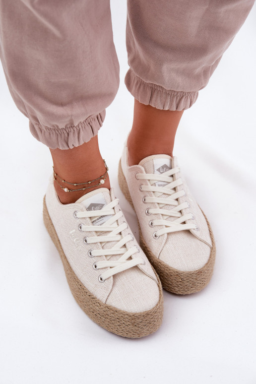 Freizeitschuhe mit einer Plattform Mit Zopf Lee Cooper LCIN-25-02-3284 elfenbeinfarbe Freizeitschuhe mit einer Plattform Mit Zopf Lee Cooper LCIN-25-02-3284 elfenbeinfarbe