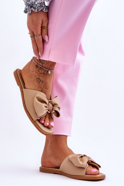 Feminin Lederhausschuhe mit Bändern Beige Becky Feminin Lederhausschuhe mit Bändern Beige Becky