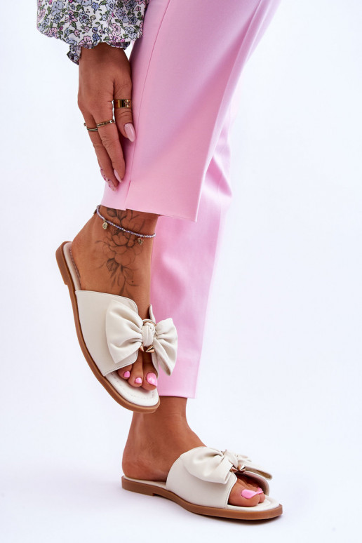 Feminin Lederhausschuhe mit Bändern Zueiße Farbe Becky Feminin Lederhausschuhe mit Bändern Zueiße Farbe Becky