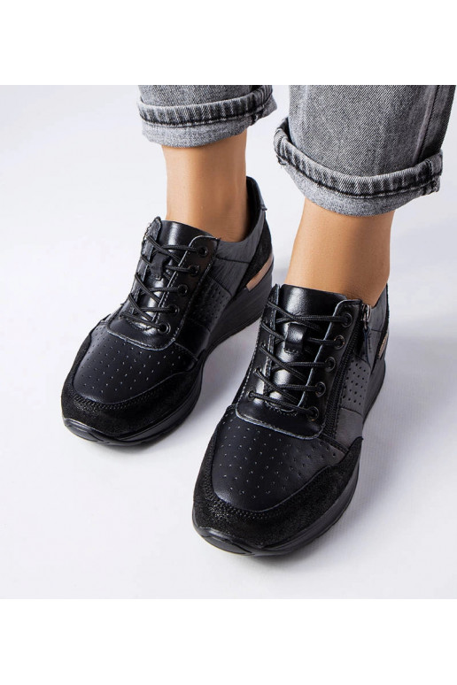 Schwarze durchbrochene...