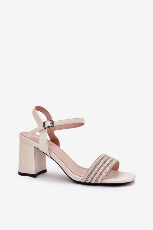 Damen-Sandalen mit hohen Absätzen mit blitzenden Augen I Plecionką Vinceza 62228 Beige