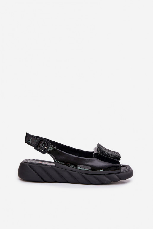 Haut Lackierte Sandalen für Damen Auf einem Keil mit Dekoration Artiker 56C1564 schZuarze Farbe