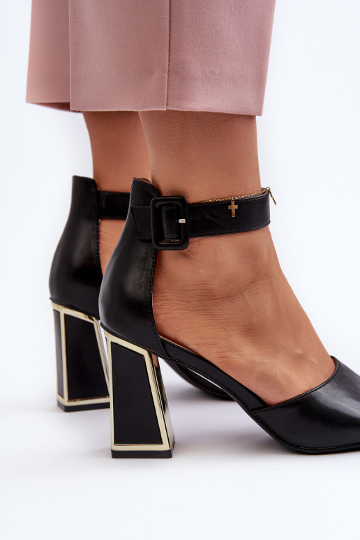 Eleganter Stil Damen-Sandalen mit hohen Absätzen schZuarze Farbe Rosazara Eleganter Stil Damen-Sandalen mit hohen Absätzen schZuarze Farbe Rosazara