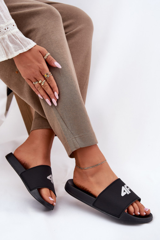 Damenhausschuhe 4F 4FRMM00FSLIF010-20S schZuarze Farbe