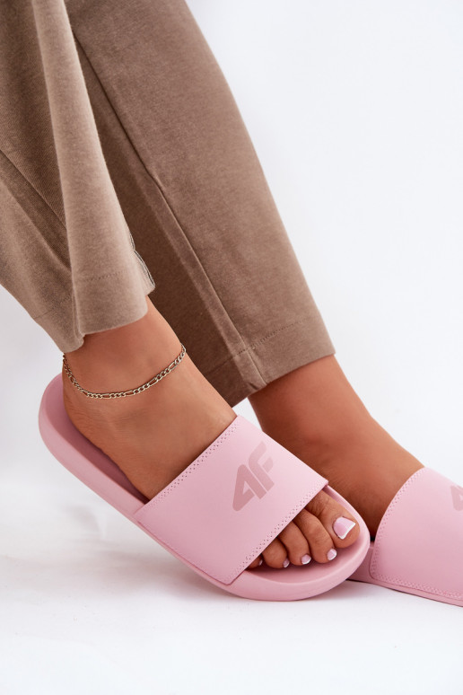 Damenhausschuhe 4F 4FRMM00FSLIF010-56S pinke Farbe