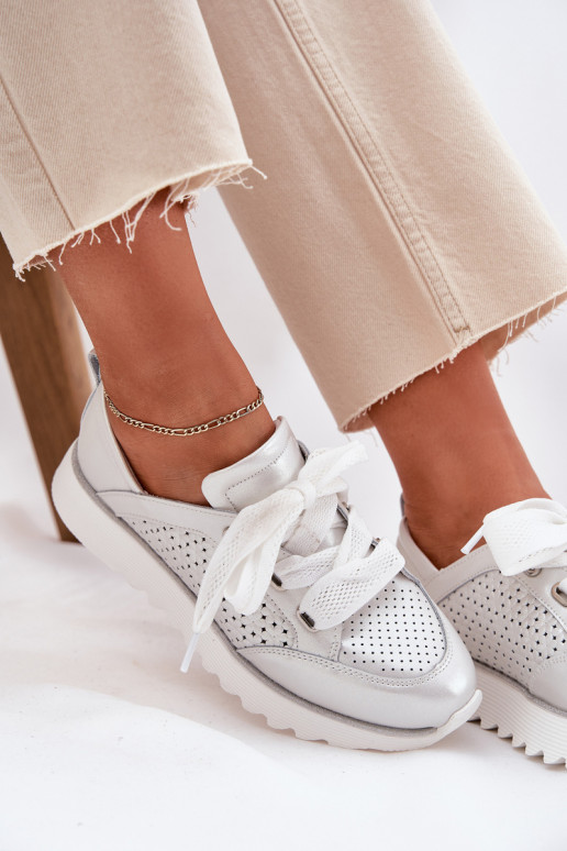 Haut Sneakers Stilvollllschuhe Feminin mit einer Plattform D&A LR51-796 Silberfarbe