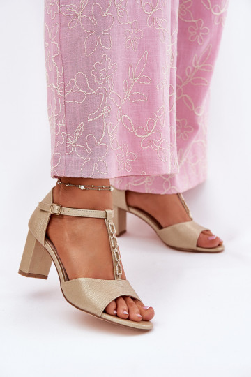 Damen-Sandalen mit hohen Absätzen mit verzierten Absätzen aus Öko-Leder goldene Farbe Triavera 2