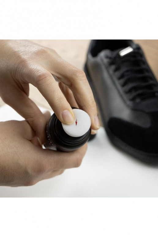 COCCINE BLACKENER schZuarze Farbe Korektor IN Płynie 75g