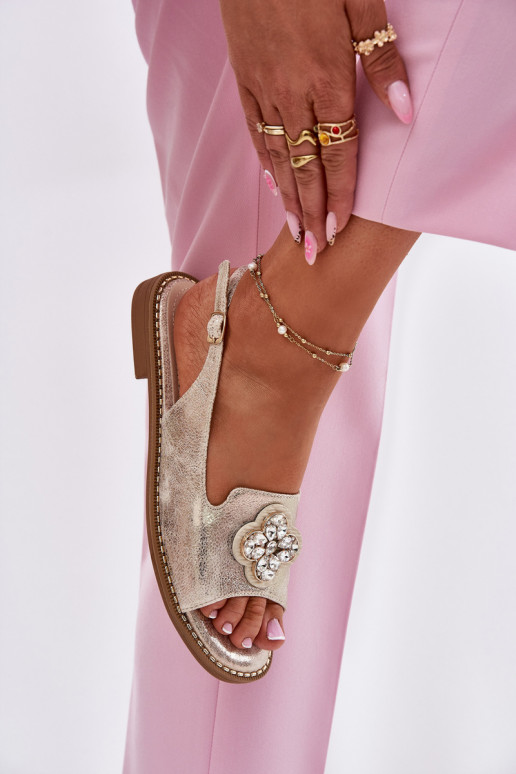 Damensandalen mit breiten Absätzen Mit Dekorationen Detalem S.Barski KV51-080 goldene Farbe