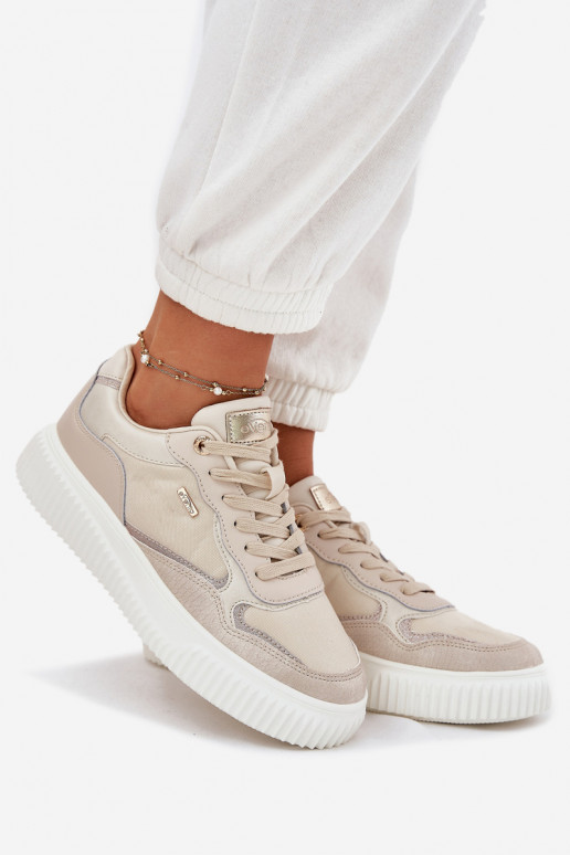 Haut Sneakers Stilvollllschuhe Feminin mit einer Plattform Beige Velarria