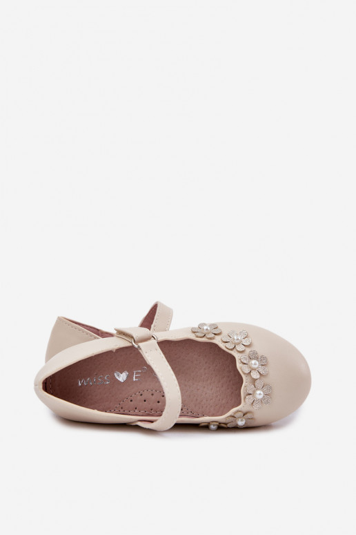 Ballerinas für Kinder Z mit floralen Motivenuszkami Beige Landgia Ballerinas für Kinder Z mit floralen Motivenuszkami Beige Landgia