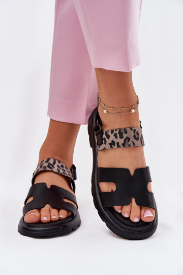 Damensandalen Feminin mit breiten Absätzen mit Leopardenfellmuster Vinceza 66780 schZuarze Farbe 2