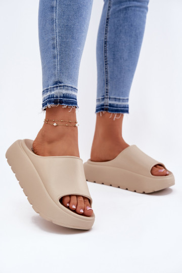 Beige Damenleichte Pantoletten mit Plattform, „Xalvania“
