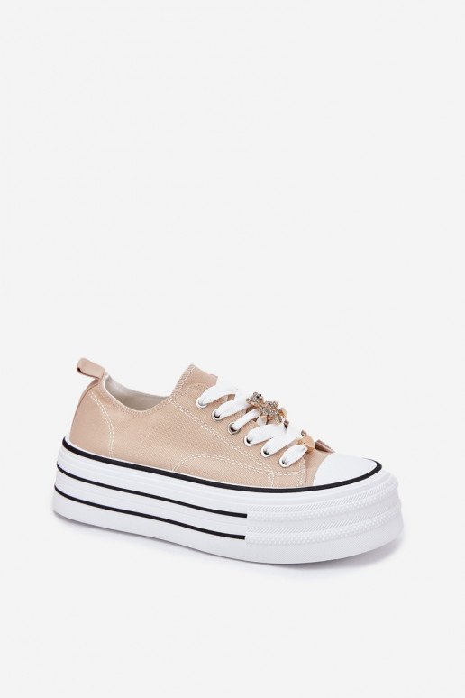 Freizeitschuhe mit einer Plattform Ze goldene Farbemi Przypinkami Beige Fiorina Freizeitschuhe mit einer Plattform Ze goldene Farbemi Przypinkami Beige Fiorina
