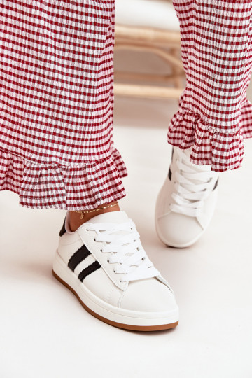 Turnschuhe Sneakers Stilvollllschuhe Feminin aus Öko-Leder Zueiße Farbe Ravina 2