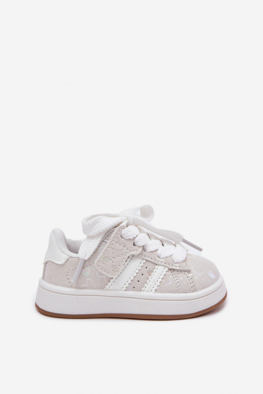 Turnschuhe Sneakers Stilvollllschuhe Kindisch mit Herzen Zueiße Farbe Mirelle