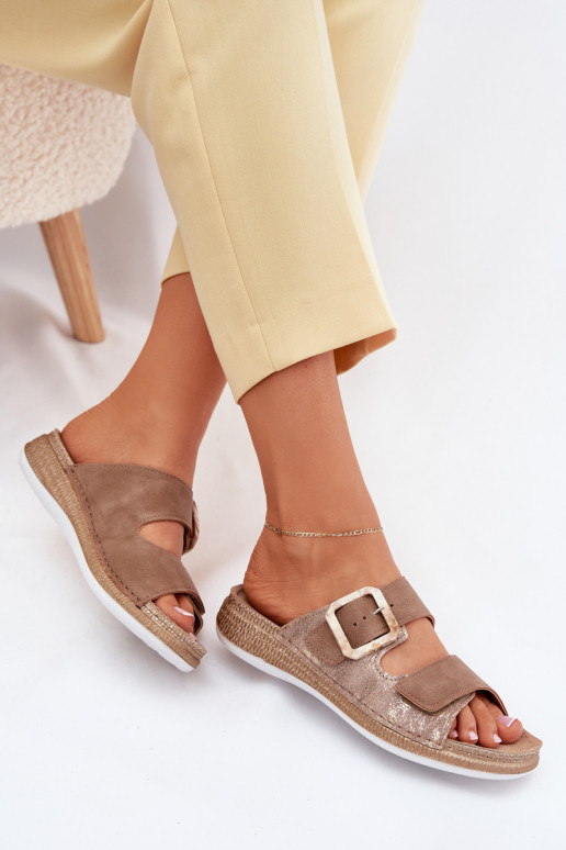 Damenhausschuhe mit Schnallen I mit Klebeverschlussem INBLU MK000013 braune Farbe Damenhausschuhe mit Schnallen I mit Klebeverschlussem INBLU MK000013 braune Farbe